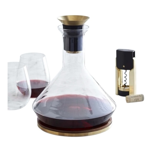 RBT Glass Wine-Whiskey Decanter With Brass Stopper - Picture 1 of 4
